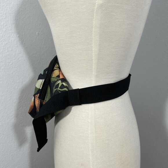 Volcom Fannypack  Womens Hip Waist Pack Sunsstone Belt Bag‎ Fanny - Picture 2 of 10